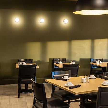 Doubletree By Hilton Calgary North Hotel Eksteriør billede