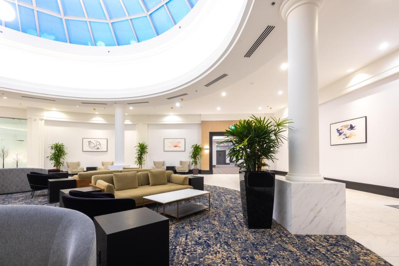 Doubletree By Hilton Calgary North Hotel Eksteriør billede