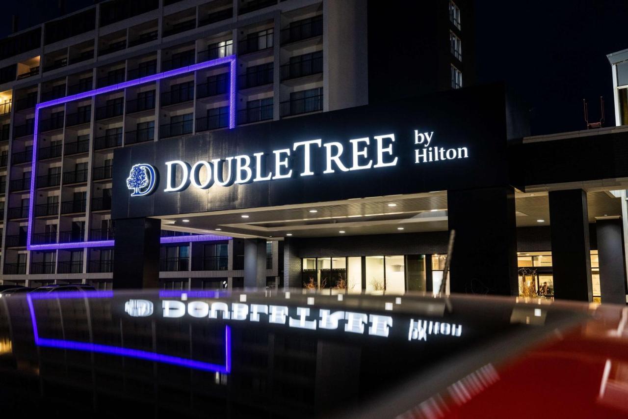 Doubletree By Hilton Calgary North Hotel Eksteriør billede
