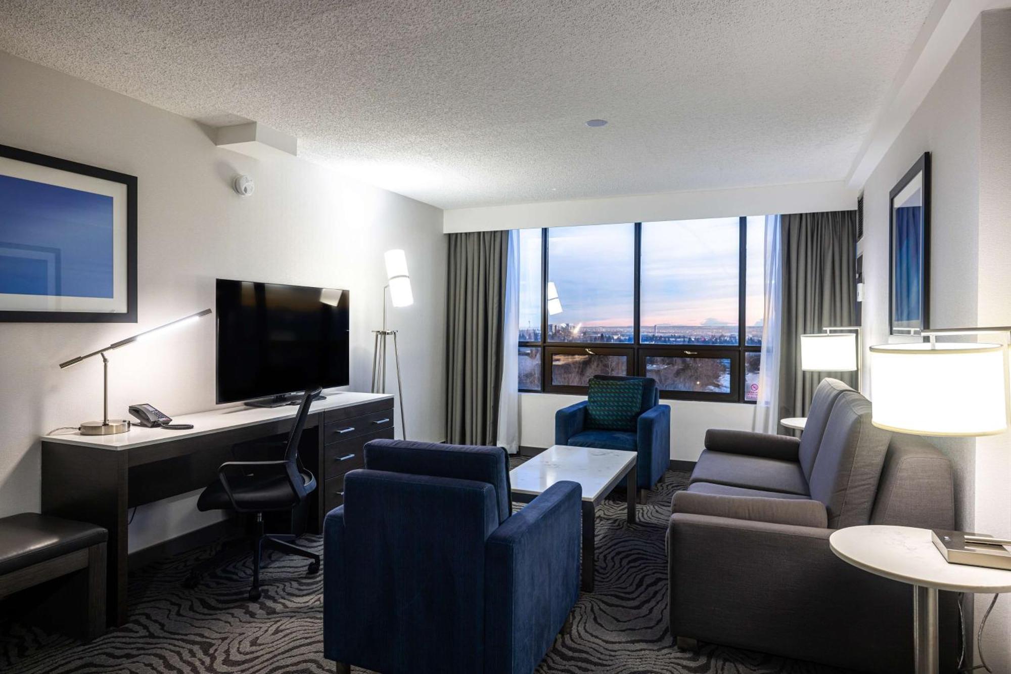 Doubletree By Hilton Calgary North Hotel Eksteriør billede