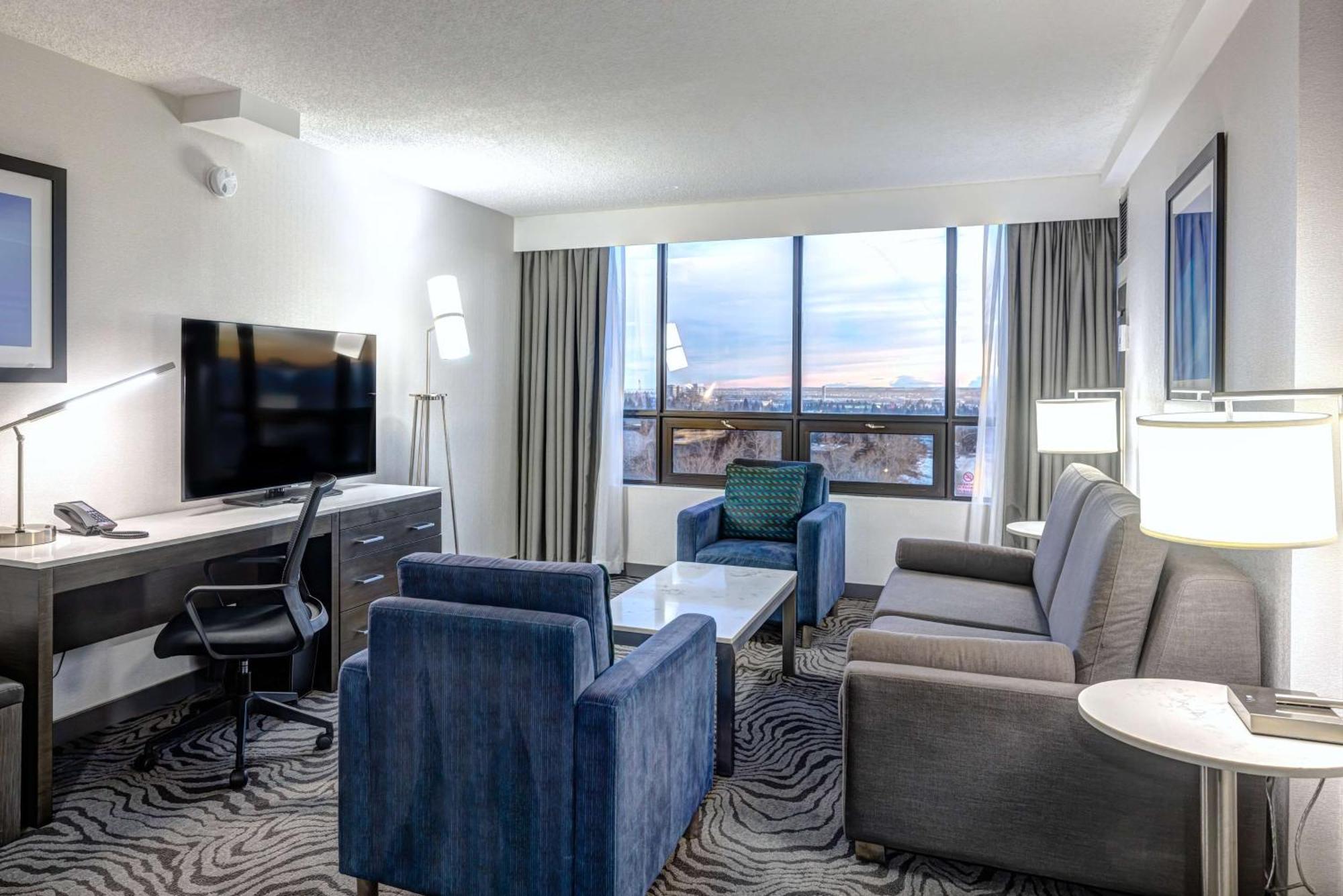 Doubletree By Hilton Calgary North Hotel Eksteriør billede