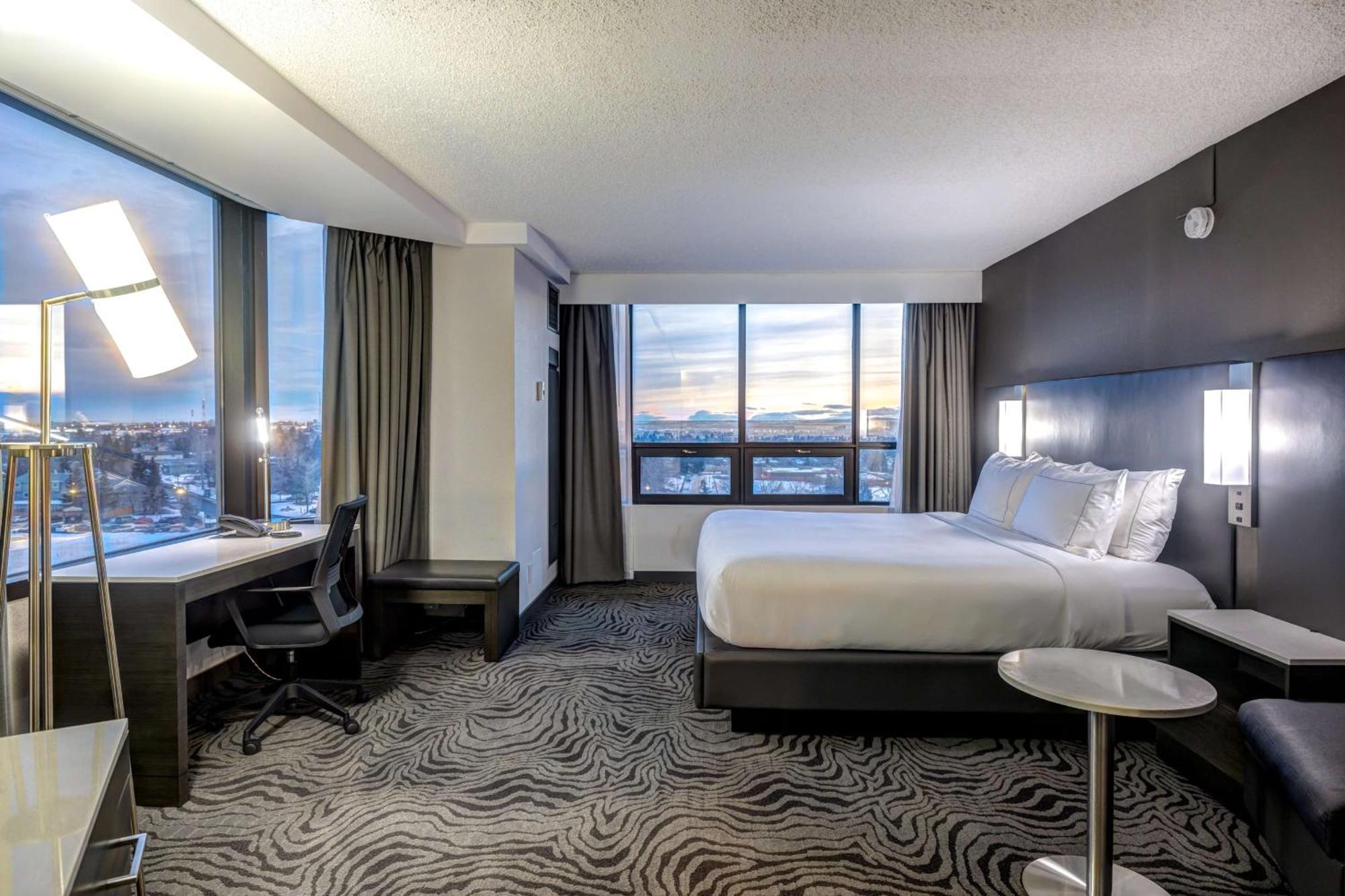 Doubletree By Hilton Calgary North Hotel Eksteriør billede